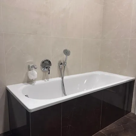 Luxury Center With Balcony Appartement Bratislava