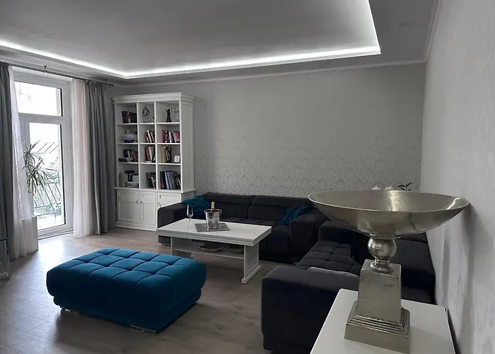 Luxury Center With Balcony