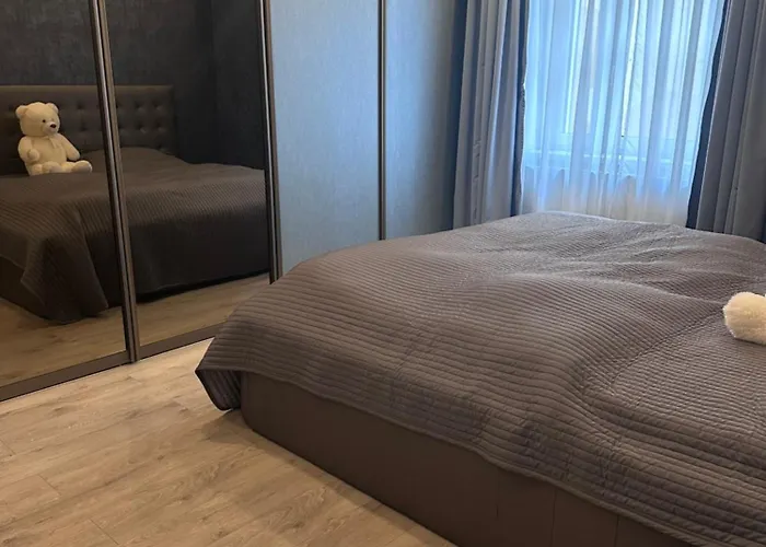 Luxury Center With Balcony *